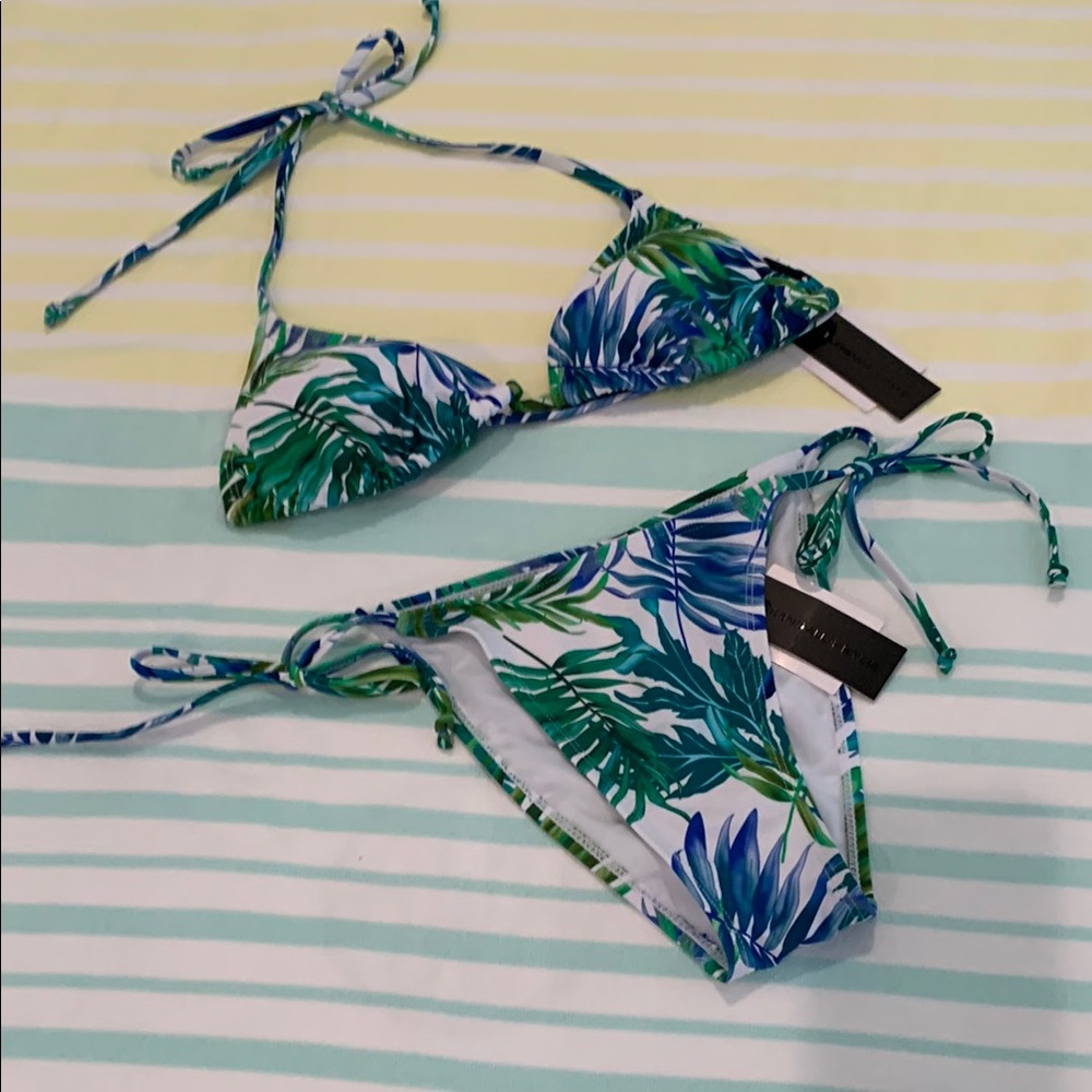 NWT Kendall + Kylie Palm Leaf Bikini. Size M. Matching Sarong Size S.